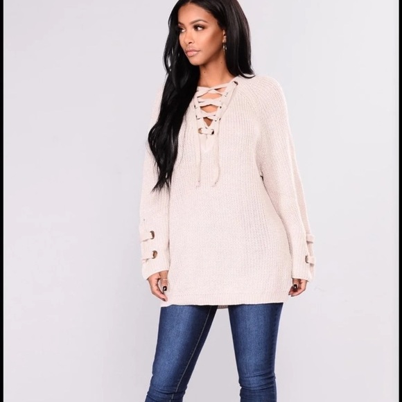 (SOLD) Fashion Nova Sweater -blush - Picture 6 of 8